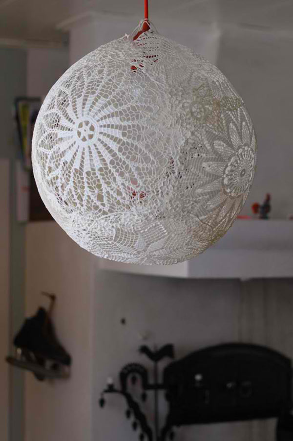 Lace lamp/Doiliy Lamp &ndash; DIY