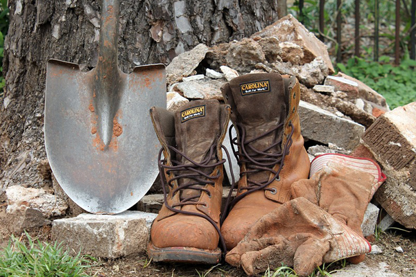 5 Things You Can&rsquo;t Ignore When Buying Work Safety Boots